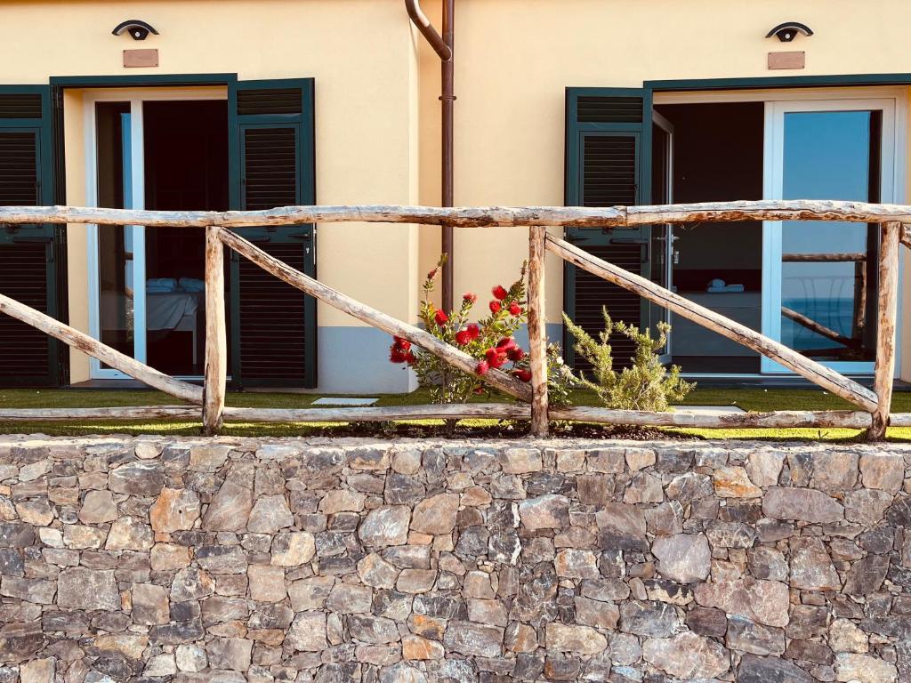 Eufonia Del Mare Hotel Финале Лигуре Екстериор снимка